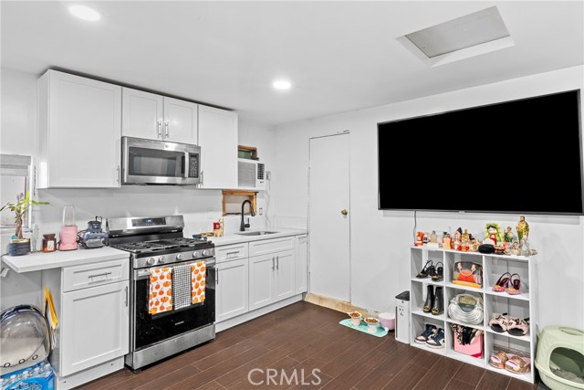 Detail Gallery Image 26 of 26 For 12822 Hensel, Baldwin Park,  CA 91706 - 4 Beds | 2 Baths