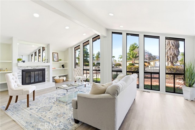 Detail Gallery Image 15 of 43 For 43833 Acacia, Hemet,  CA 92544 - 2 Beds | 2 Baths