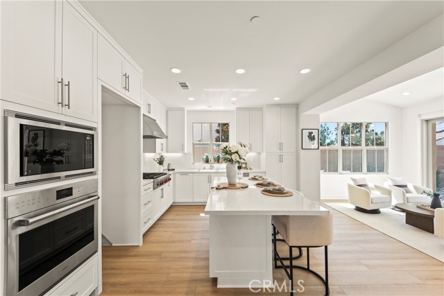 Detail Gallery Image 16 of 51 For 173 Somera, Irvine,  CA 92602 - 4 Beds | 3/1 Baths