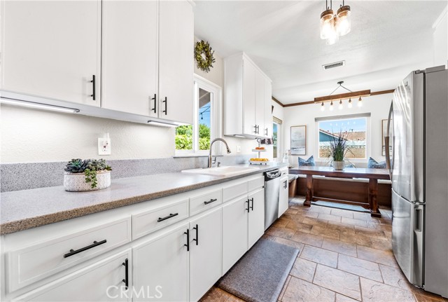 Detail Gallery Image 17 of 54 For 6222 Shawnee Road, Westminster,  CA 92683 - 3 Beds | 2 Baths