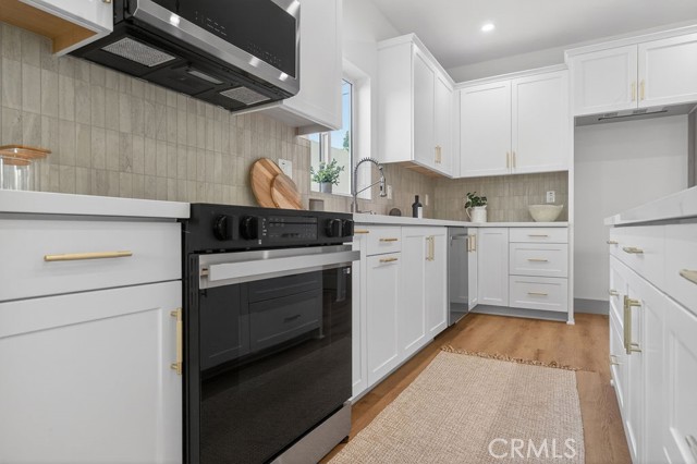 Detail Gallery Image 13 of 63 For 15540 Colorado Ave, Paramount,  CA 90723 - 6 Beds | 4 Baths