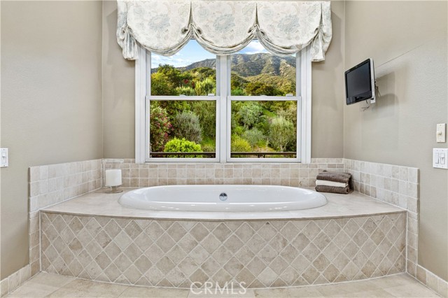 Image 42 of 75 For 2653 Vista Del Sol