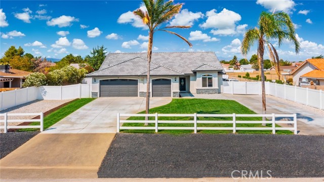7714 Paisley Avenue, Hesperia CA: https://media.crmls.org/medias/d3430d4f-1a35-4b6d-8ace-2cead85c76c9.jpg