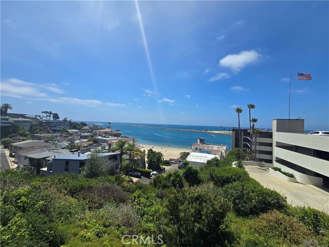 Detail Gallery Image 19 of 23 For 2512 Ocean Bld a,  Corona Del Mar,  CA 92625 - 3 Beds | 2 Baths