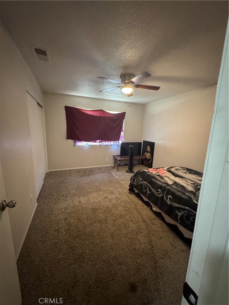 https://media.crmls.org/medias/d3437276-bf9b-4b44-8610-c95a4404a0f9.jpg?preset=X-Large