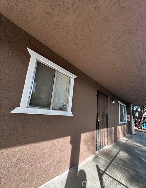 503 W California Avenue, Vista CA: https://media.crmls.org/medias/d3454af2-c9ed-4ec4-bd6d-1d649349f87e.jpg