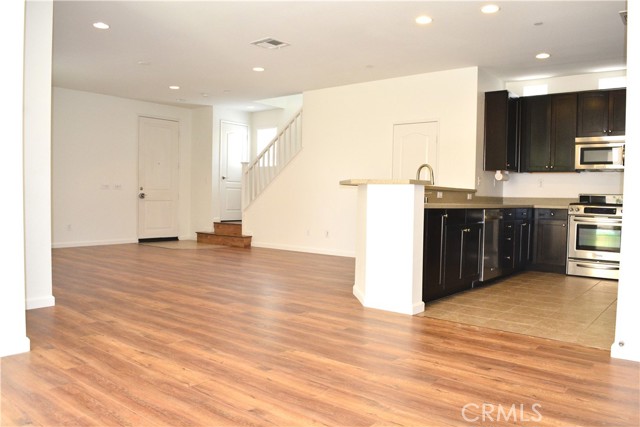 11159 FLORENCE Lane, Loma Linda CA: https://media.crmls.org/medias/d3457b77-c3d7-49e0-bf10-93e117e2e233.jpg