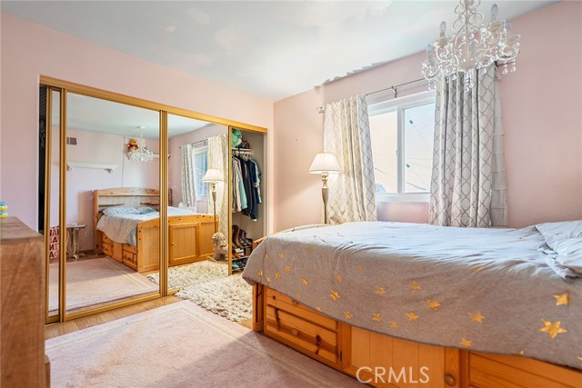 2445 N Santiago Boulevard, Orange CA: https://media.crmls.org/medias/d345d63f-9bae-4224-be06-a69ff5d0a897.jpg