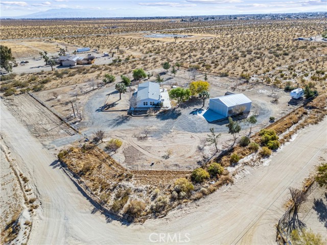 Detail Gallery Image 12 of 50 For 10325 Olivine Rd, Victorville,  CA 92392 - 4 Beds | 2 Baths