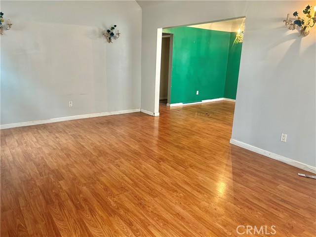 Detail Gallery Image 7 of 14 For 1543 W 79th St, Los Angeles,  CA 90047 - 2 Beds | 1 Baths