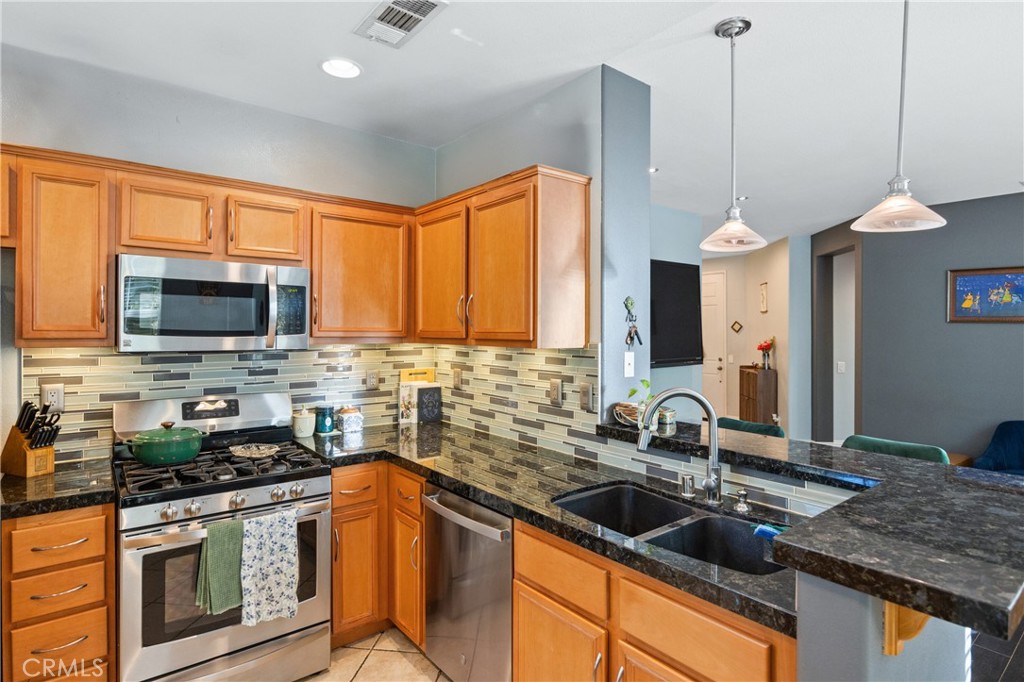 MLS #SR25251236 image #11