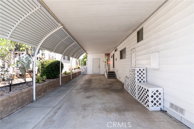 1195 La Moree Road, San Marcos CA: https://media.crmls.org/medias/d347fc20-e8cd-4cdc-8e20-4d01426e8e49.jpg