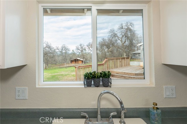 Detail Gallery Image 7 of 74 For 18020 Benson Rd, Cottonwood,  CA 96022 - 3 Beds | 3 Baths