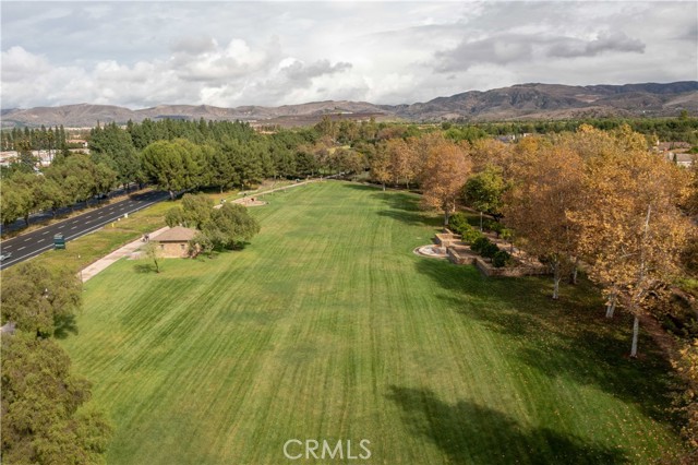 81 Strawberry, Irvine CA: https://media.crmls.org/medias/d3483b91-470f-44b5-a9dd-9086b29693e1.jpg