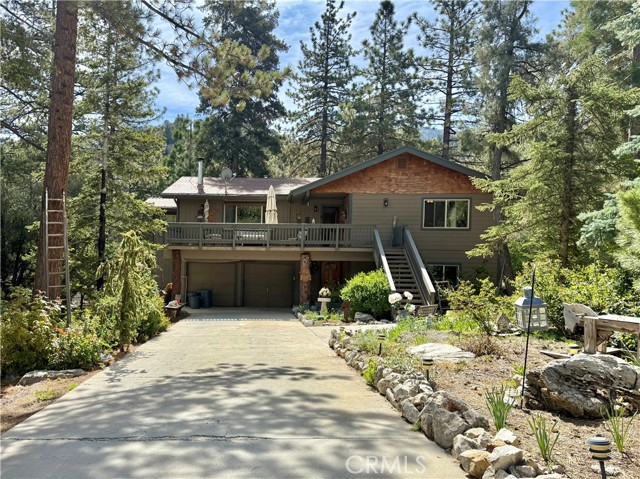 Detail Gallery Image 2 of 33 For 1900 Teton Way, –,  CA 93222 - 4 Beds | 3 Baths