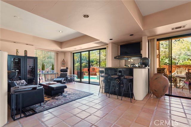 Detail Gallery Image 17 of 75 For 20620 Rancherias Rd, Apple Valley,  CA 92307 - 4 Beds | 3/1 Baths