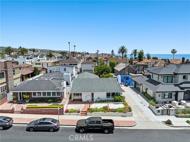 Detail Gallery Image 22 of 25 For 212 Larkspur Ave, Corona Del Mar,  CA 92625 - 2 Beds | 2 Baths
