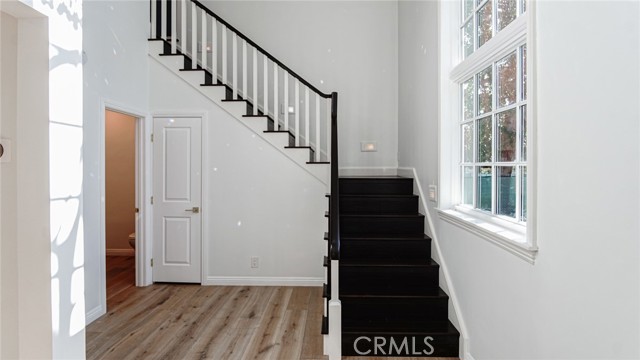 Detail Gallery Image 7 of 44 For 11165 Valley Spring, Studio City,  CA 91602 - 5 Beds | 5/1 Baths