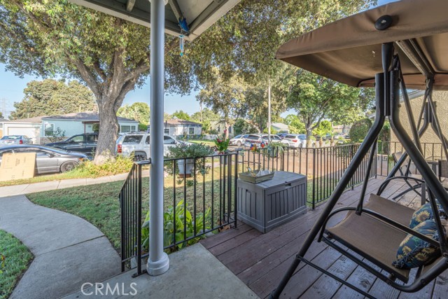 6933 Delta Avenue, Long Beach CA: https://media.crmls.org/medias/d34af87f-3a08-4c76-8502-95780b61414f.jpg