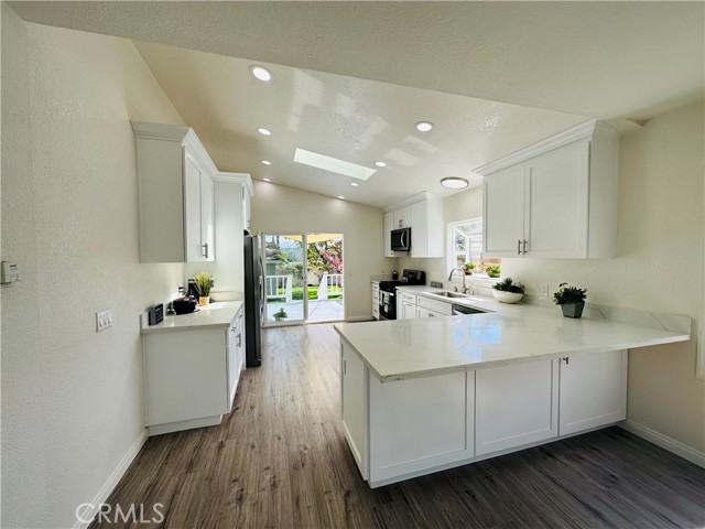 Detail Gallery Image 10 of 57 For 1322 S Walker Ave, San Pedro,  CA 90731 - 3 Beds | 2 Baths