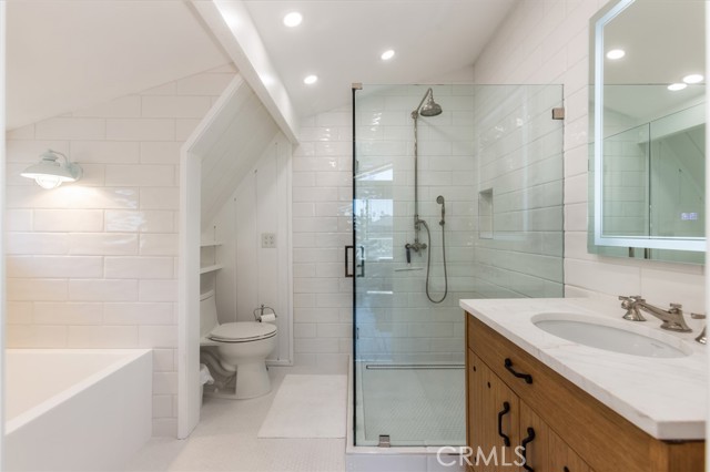 2823 Seahorse Avenue, Ventura CA: https://media.crmls.org/medias/d34c5cc7-74f5-4bbe-8849-099013bd8264.jpg
