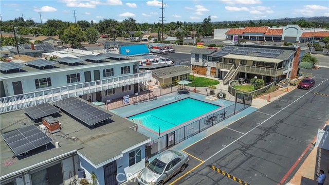 1850 W ORANGETHORPE AVE, Fullerton CA: https://media.crmls.org/medias/d34da701-1858-4bc6-92b3-2b8487bec809.jpg
