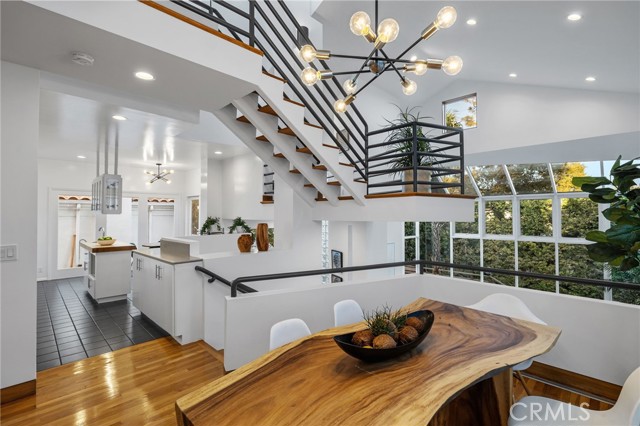 2704 Laurel Avenue, Manhattan Beach, California 90266, 4 Bedrooms Bedrooms, ,4 BathroomsBathrooms,Residential,Sold,Laurel,SB22216035