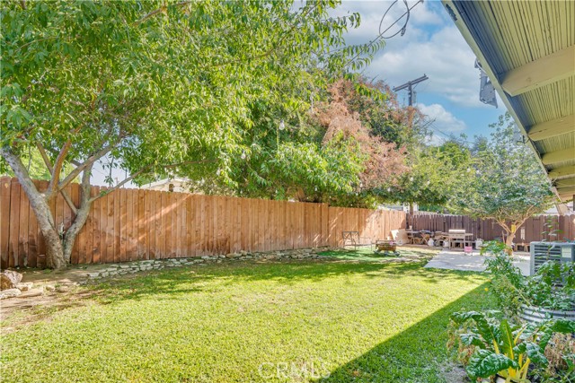 Detail Gallery Image 30 of 32 For 17751 Stagg St, Reseda,  CA 91335 - 3 Beds | 2 Baths