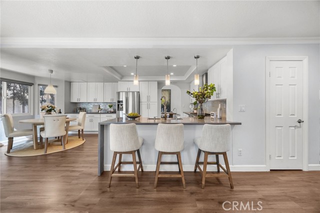 Detail Gallery Image 13 of 40 For 5 Cannes, Irvine,  CA 92614 - 5 Beds | 3 Baths