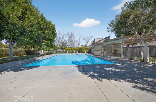 Detail Gallery Image 36 of 53 For 10 Pinewood, Irvine,  CA 92604 - 2 Beds | 2 Baths