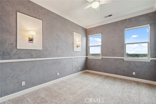 Detail Gallery Image 28 of 61 For 4918 W Bluff, Fresno,  CA 93722 - 5 Beds | 3/1 Baths