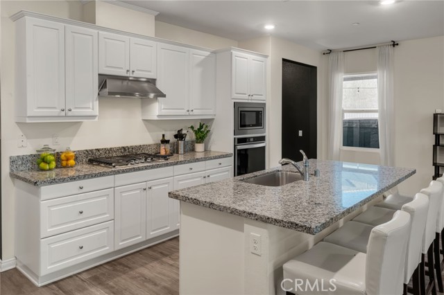 Detail Gallery Image 15 of 69 For 20898 Mountain Gate, Riverside,  CA 92507 - 4 Beds | 2 Baths