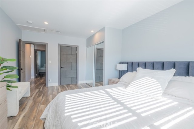 Detail Gallery Image 7 of 38 For 6436 Day St, Tujunga,  CA 91042 - 5 Beds | 4 Baths