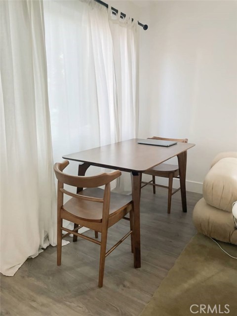 354 E 111th Street, Los Angeles CA: https://media.crmls.org/medias/d350fb25-5fdb-4702-93a4-bc61f629c66f.jpg
