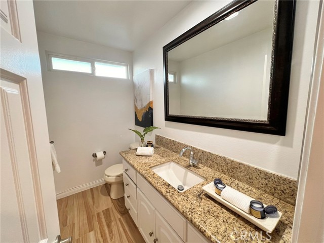 Detail Gallery Image 10 of 39 For 2413 Steed Ct, Lomita,  CA 90717 - 4 Beds | 2/1 Baths