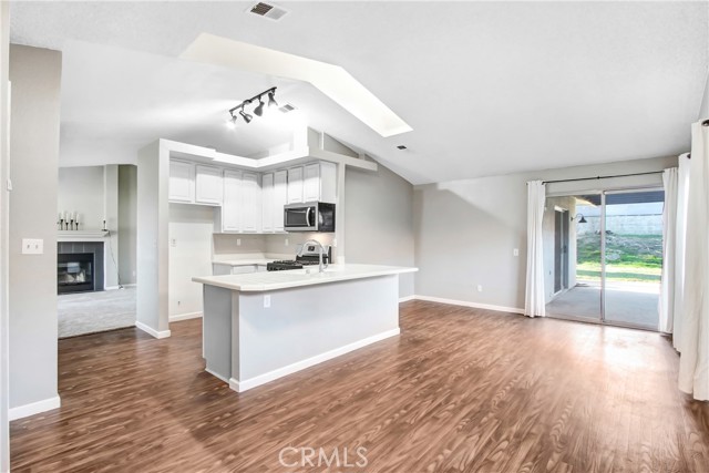 Detail Gallery Image 6 of 19 For 39233 Rising Hill, Temecula,  CA 92591 - 3 Beds | 2 Baths