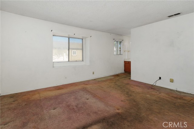 Detail Gallery Image 28 of 36 For 1197 E 9th St #4,  Pomona,  CA 91766 - 3 Beds | 2 Baths