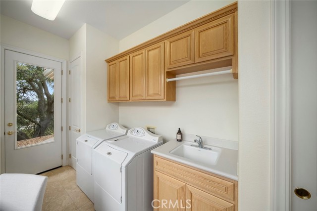 615 Sweet Donna Place, Nipomo CA: https://media.crmls.org/medias/d351f457-49ee-420a-9486-6556edc023b9.jpg