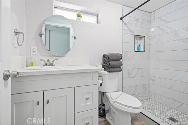 Detail Gallery Image 26 of 45 For 43032 Sunset Dr, Big Bear Lake,  CA 92315 - 3 Beds | 3 Baths