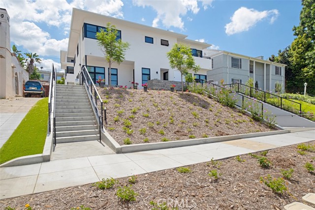 Detail Gallery Image 32 of 33 For 822 S Plymouth #4,  Los Angeles,  CA 90005 - 4 Beds | 3/1 Baths