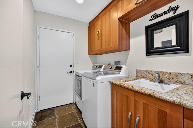 Detail Gallery Image 16 of 32 For 23039 Park Privado, Calabasas,  CA 91302 - 3 Beds | 3 Baths