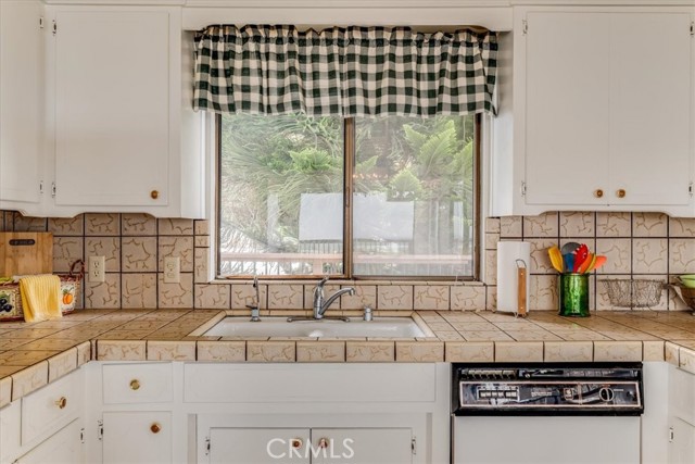 2675 Juniper Avenue, Morro Bay CA: https://media.crmls.org/medias/d354f074-3536-495d-b7d1-e70c210ce08c.jpg