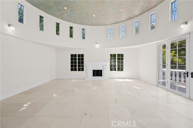 3856 Vista Linda Drive, Encino CA: https://media.crmls.org/medias/d3554314-3f0a-4e76-9b04-a76aa30b4aa5.jpg