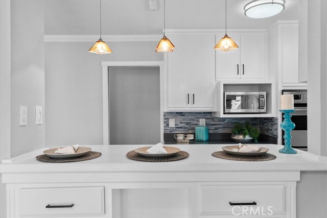 Detail Gallery Image 12 of 34 For 1366 E Louisa Ave, West Covina,  CA 91790 - 4 Beds | 2 Baths