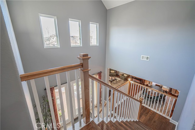 Detail Gallery Image 27 of 65 For 17023 Strawberry Pine Ct, Canyon Country,  CA 91387 - 4 Beds | 4 Baths