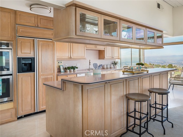 3045 Crownview Drive, Rancho Palos Verdes, California 90275, 4 Bedrooms Bedrooms, ,3 BathroomsBathrooms,Residential,Sold,Crownview,SB23133476