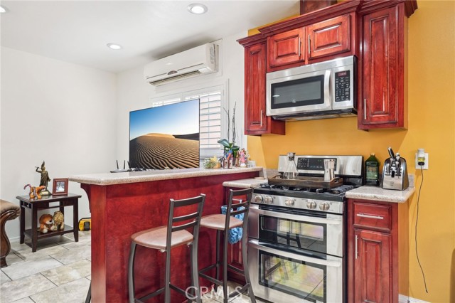 10240 Atlantic Avenue, South Gate CA: https://media.crmls.org/medias/d35631d1-0c36-4007-8ab3-f4b7eee66633.jpg
