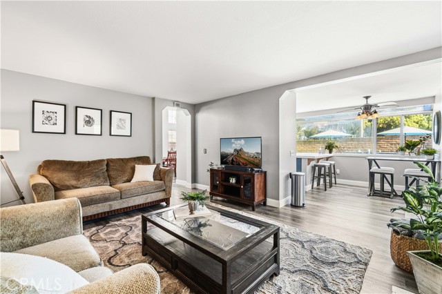 Detail Gallery Image 19 of 45 For 14377 Autumn Hill, Chino Hills,  CA 91709 - 4 Beds | 2/1 Baths