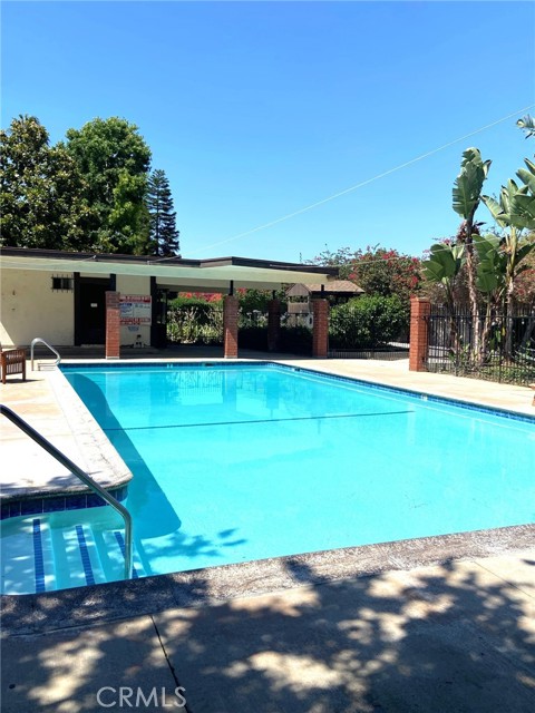 Detail Gallery Image 19 of 25 For 15508 Williams St #E,  Tustin,  CA 92780 - 3 Beds | 2 Baths