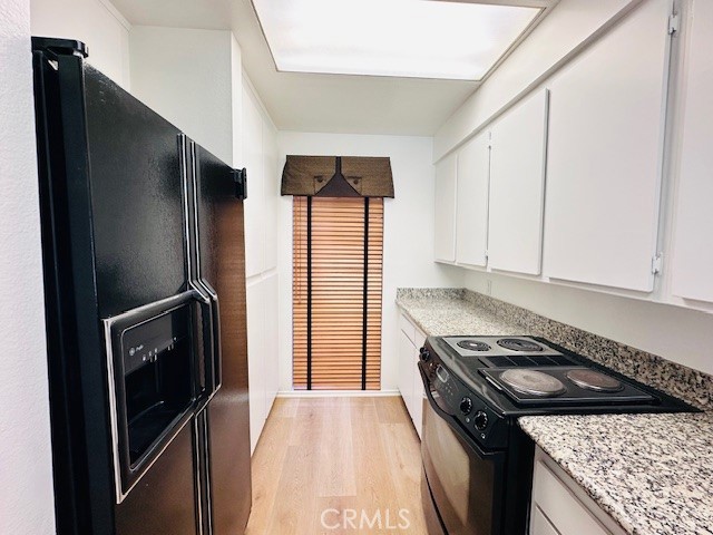 Detail Gallery Image 9 of 31 For 6229 Nw Marina Pacifica Dr, Long Beach,  CA 90803 - 2 Beds | 2/1 Baths